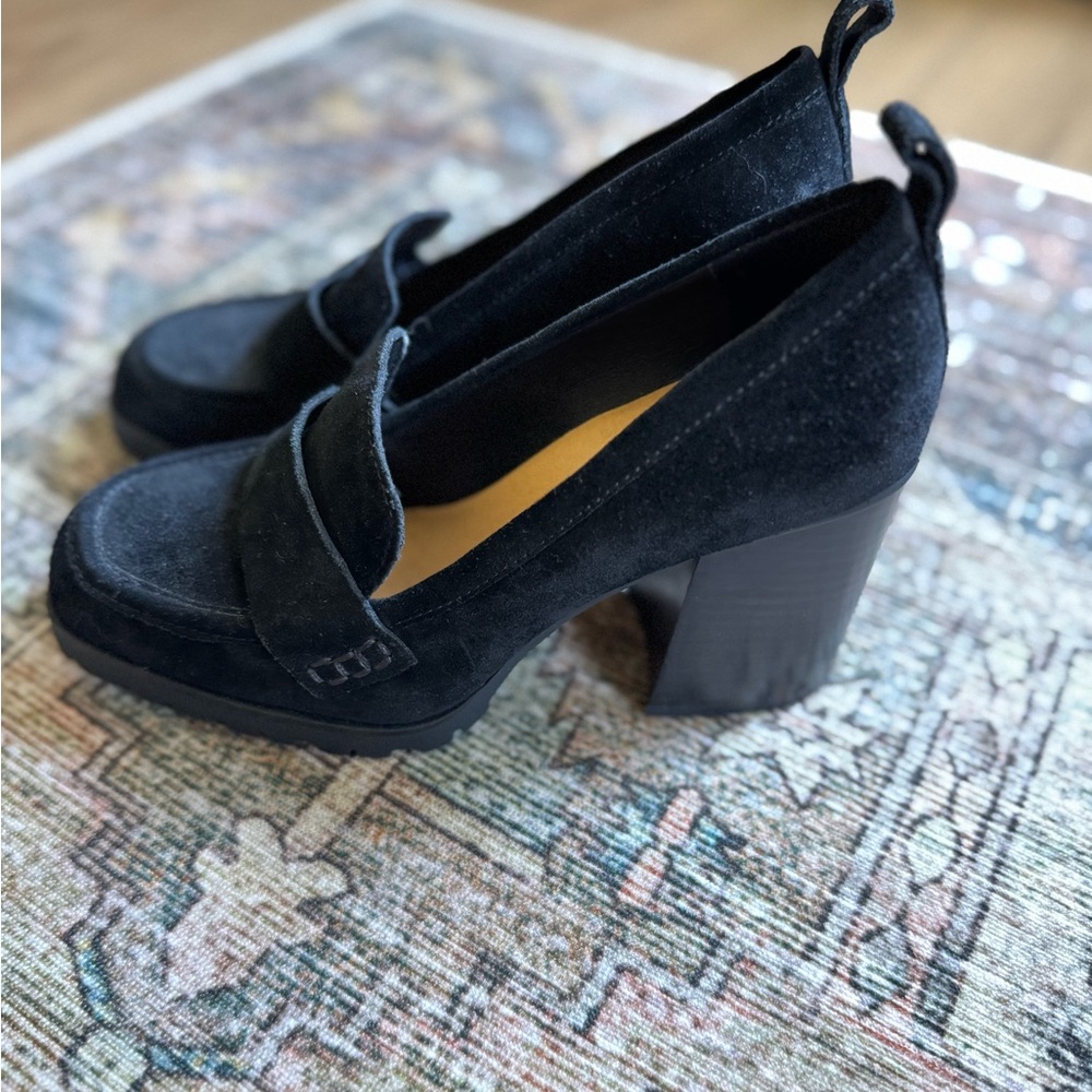 Crown Vintage Alivia Loafer Pumps